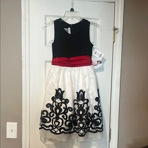 *NWT* Elegant Girls Sleeveless Dress with Red Accent - Bonnie Jean